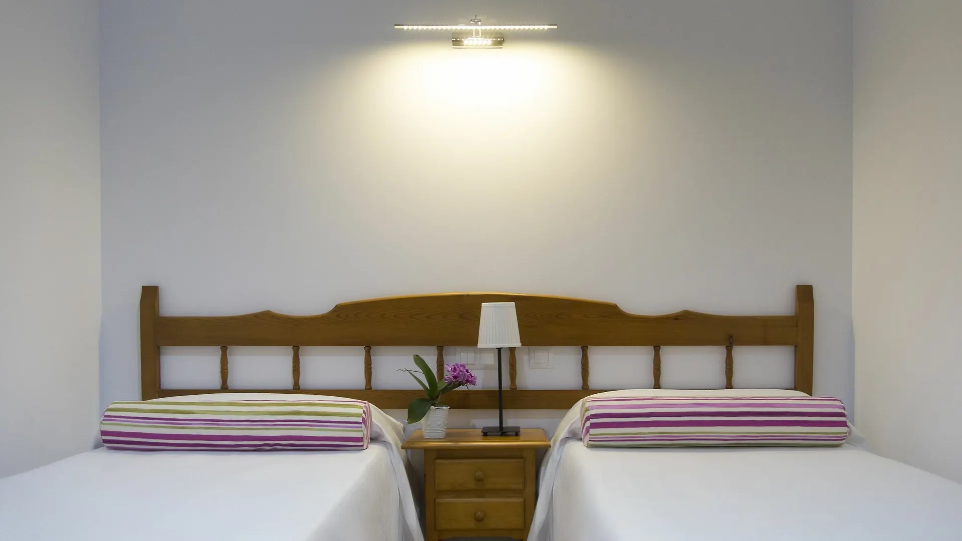 Hostal Alhambra - Adults Only Nerja Guest house
